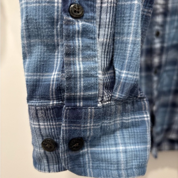 Lands' End Blake Shelton button down shirt size medium tall - Picture 4 of 6